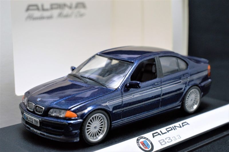 B3 3.3 3(Ｅ36) セダン 1/43 - ドイツミニカー倶楽部